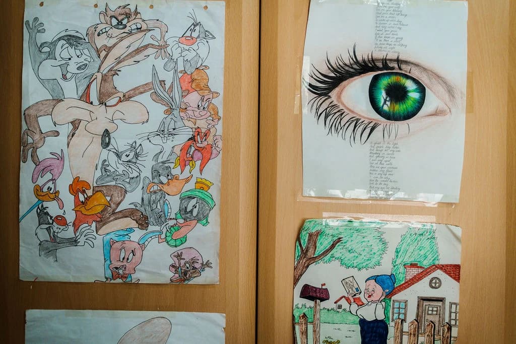 Interior - Personal touches and artwork that bring character to the home